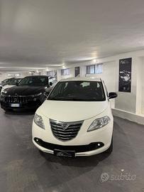 Lancia Ypsilon 0.9 TwinAir 85 CV 5 porte Metano Ec