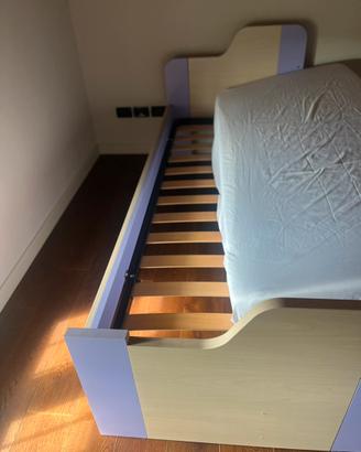 Letto singolo con materasso