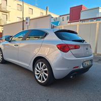 Alfa Romeo GIULIETTA gpl 