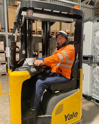 Carellista con patentino,Magazziniere ,Autista