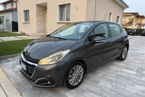Peugeot 208 1.6 diesel neopatentati 