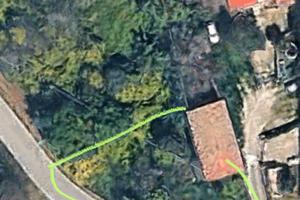 Rustico con bagno e elettricità