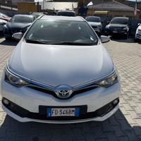 Toyota Auris 1.8 Hybrid Lounge automatico
