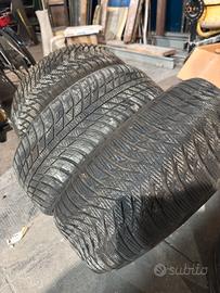 4 cerchioni + copertoni 4 stagioni