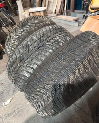 4 cerchioni + copertoni 4 stagioni