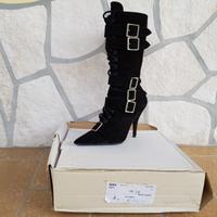 Stivali pelle nera scamosciata 6 fibbie tacco 11