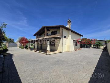 Villa singola Fiumicino [Brav. AlbuccetoVRG]