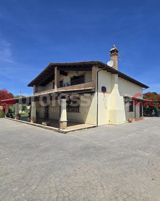 Villa singola Fiumicino [Brav. AlbuccetoVRG]