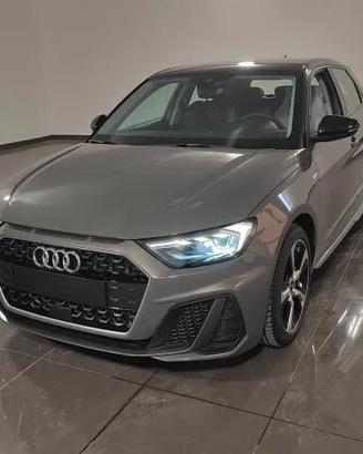 Audi A1 SPB 30 TFSI S tronic line edition KM 0