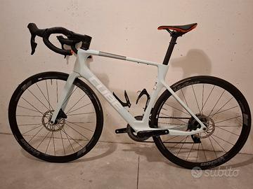 Bici da corsa Cube AGREE C:62 Pro modello 2024