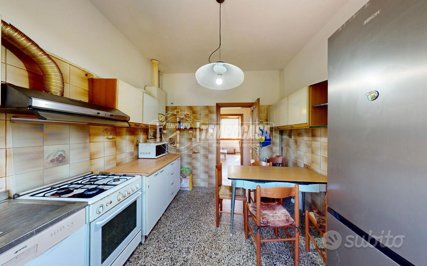 Appartamento – RE - Vista 5