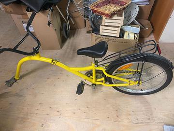 Rimorchio per biciclette tandem