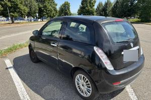Lancia Y