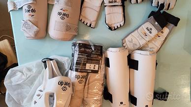 Protezioni per sport di combattimento - Taekwondo
