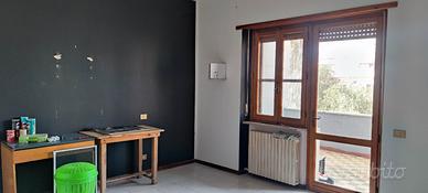 Oristano porzione di bifamiliare con giardino