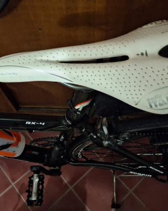 Bici da corsa full carbon Scapin 
