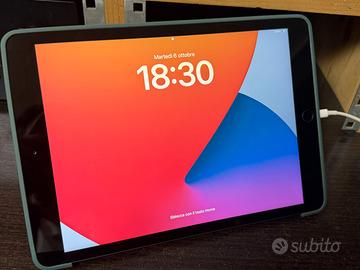 iPad 8ª Generazione 32GB - Come Nuovo + Cover