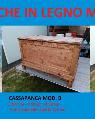 Lotto di 3 Cassepanche Antiche in Lengo Massiccio