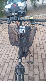 Bici elettrica pieghevole 50 km autonomia