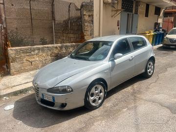 alfa romeo 147 1.9 120 cv del 2005 diesel 
