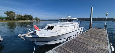 Splendido Coronet 27 - 2 motori – Pronto alla Boa!