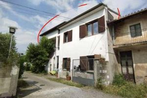 Immobile in asta di 142 m² con 3 locali e box auto