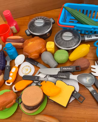 Lotto accessori cucina giocattolo