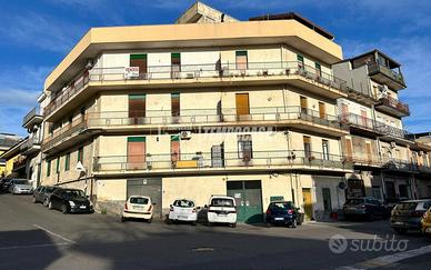 Trilocale con Balcone