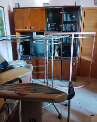 stend per appendere abbigliamento e accessori 