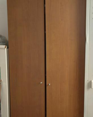 Armadio in legno