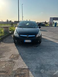 Opel corsa 1.3cdti 2010