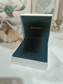Pandora/ scatola/ portacollana