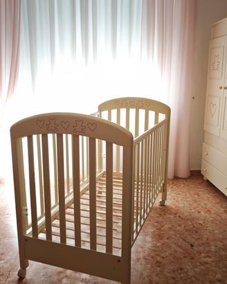 Lettino bebè in legno avorio