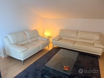 Coppia di divani “natuzzi”