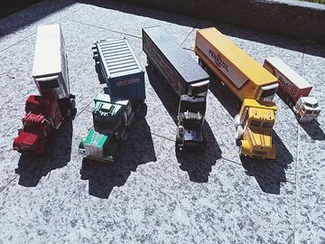 modellini autoarticolati 