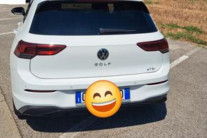Volkswagen Golf 8 life  1.0 eTSI 110 CV 