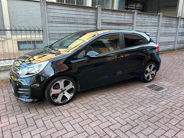 Kia rio 1.4 tdi 90cv