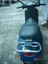 piaggio vespa 