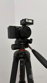 SONY ZV E10 + FLASH GODOX PARI A NUOVO CON SCATOLI