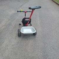 Triciclo con piccolo vano porta oggetti