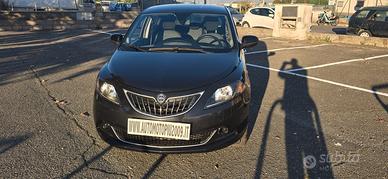 Lancia Ypsilon 1.0 FireFly 5 porte S&S Hybrid Ecoc