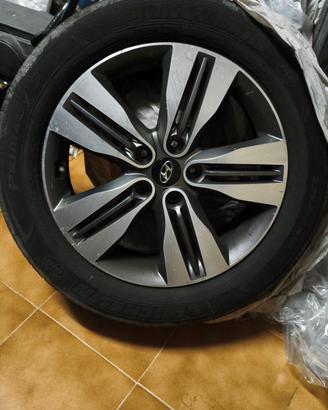 N°4 cerchi lega Hyundai ix35 R18 sensori