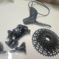 Gruppo SRAM Apex 1