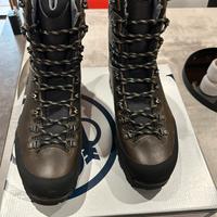 Anfibi beretta nuovi