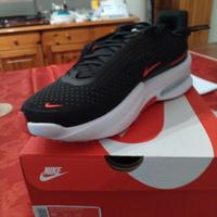 NIKE AIR ZOOM UPTURN 