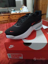 NIKE AIR ZOOM UPTURN 