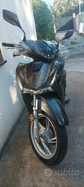 sh 125