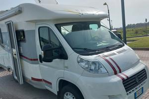 Camper Semi-integrale su base McLuis
