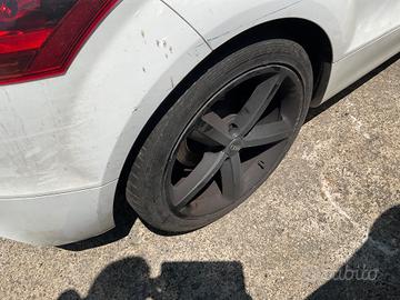 GOMME E CERCHI 245/40R18 AUDI TT 8J SOLO 3 PEZZI