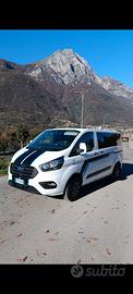 pulmino Ford transit custom 9 posti 
